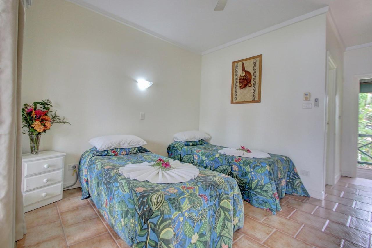 Gizo Hotel Exterior photo